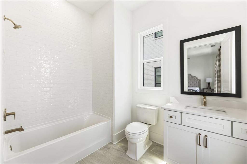 Lakeview - Residential Lease