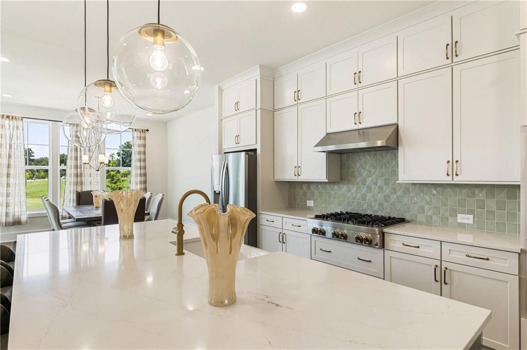 Lakeview - Residential Lease