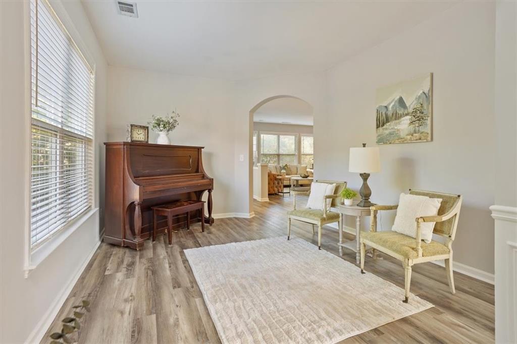 422 N Hampton Trail