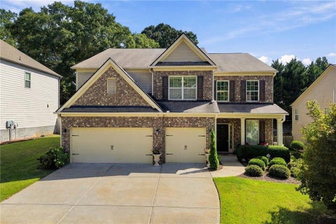 Homes For Sale - 5765 Willow Oak Pass<br/> Cumming, GA 30040
