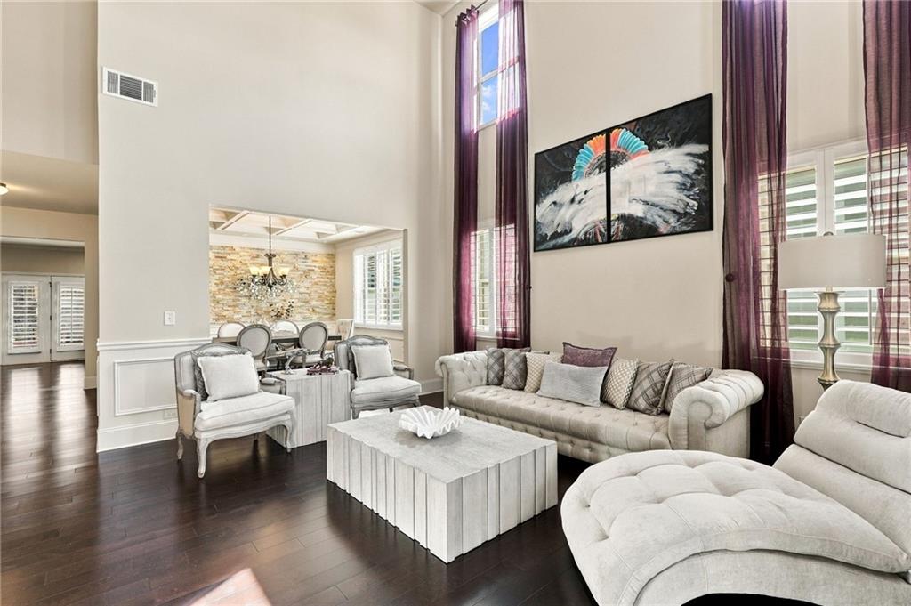 5765 Willow Oak Pass