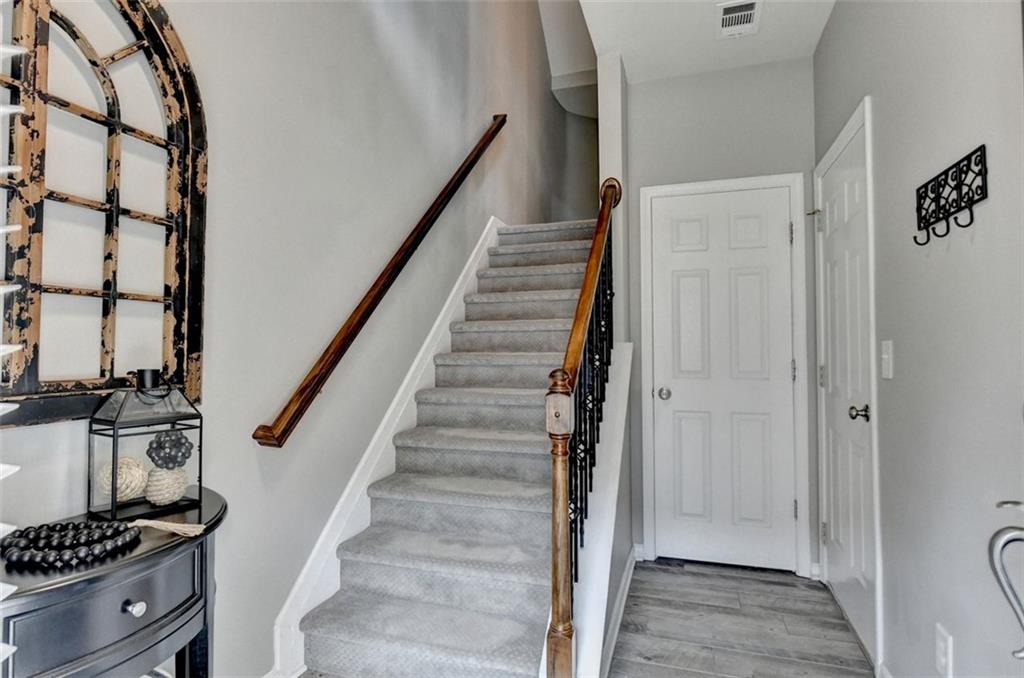 3380 Galleon Drive, Alpharetta, Georgia image 3