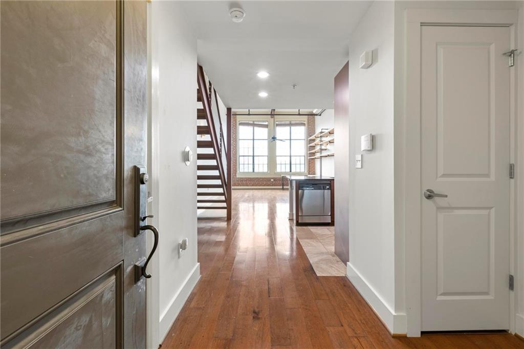 1261 Caroline Street NE 206