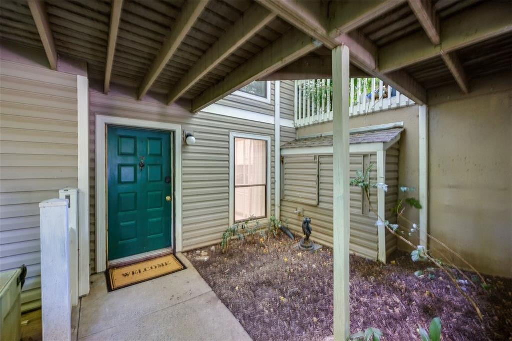 1305 Wynnes Ridge Circle SE