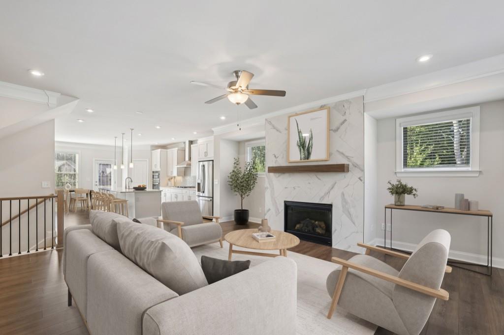 2530 Clairebrooke Bend