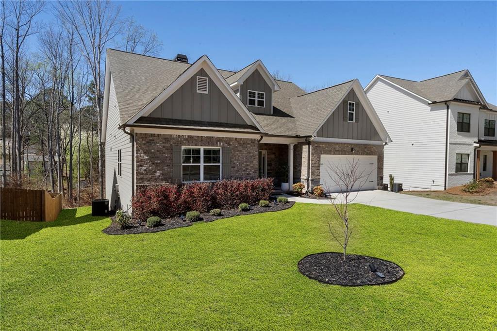 1880 Grand Lanier Drive