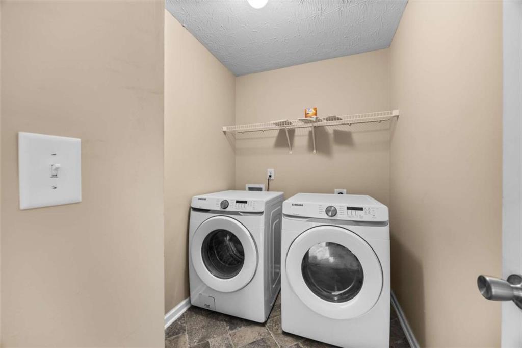 Silos Of Ellington - Residential