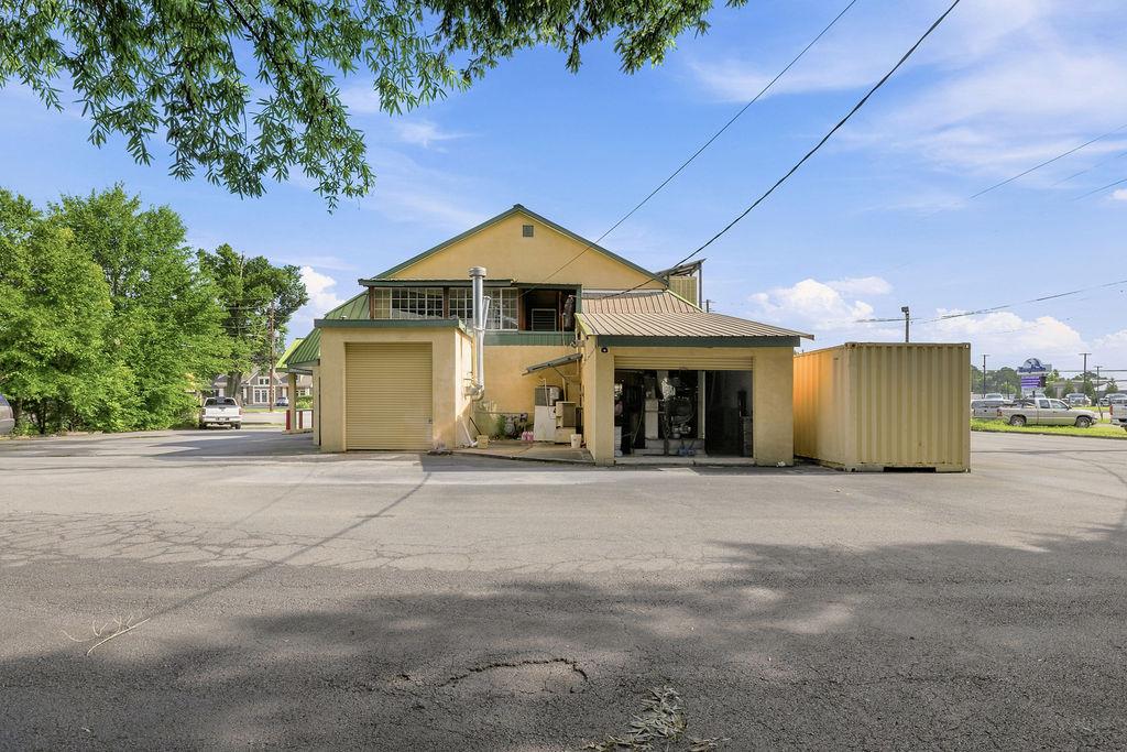 2009 Shorter Avenue