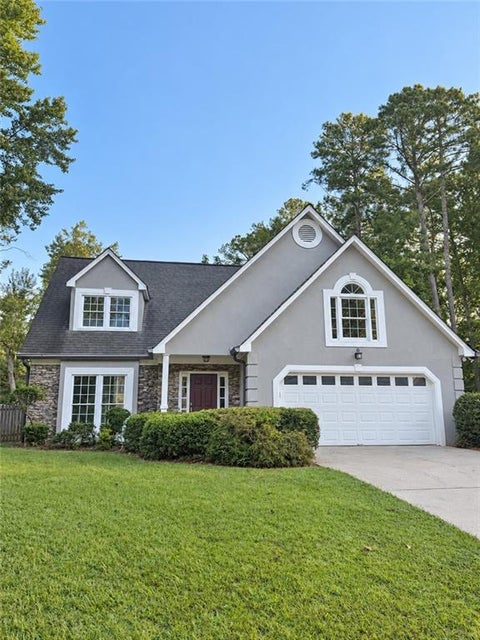 Homes For Sale - 558 Russett Court<br/> Marietta, GA 30064