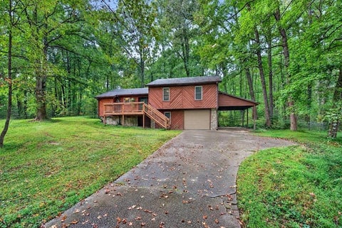 Homes For Sale - 3073 Carmel Drive<br/> Douglasville, GA 30135