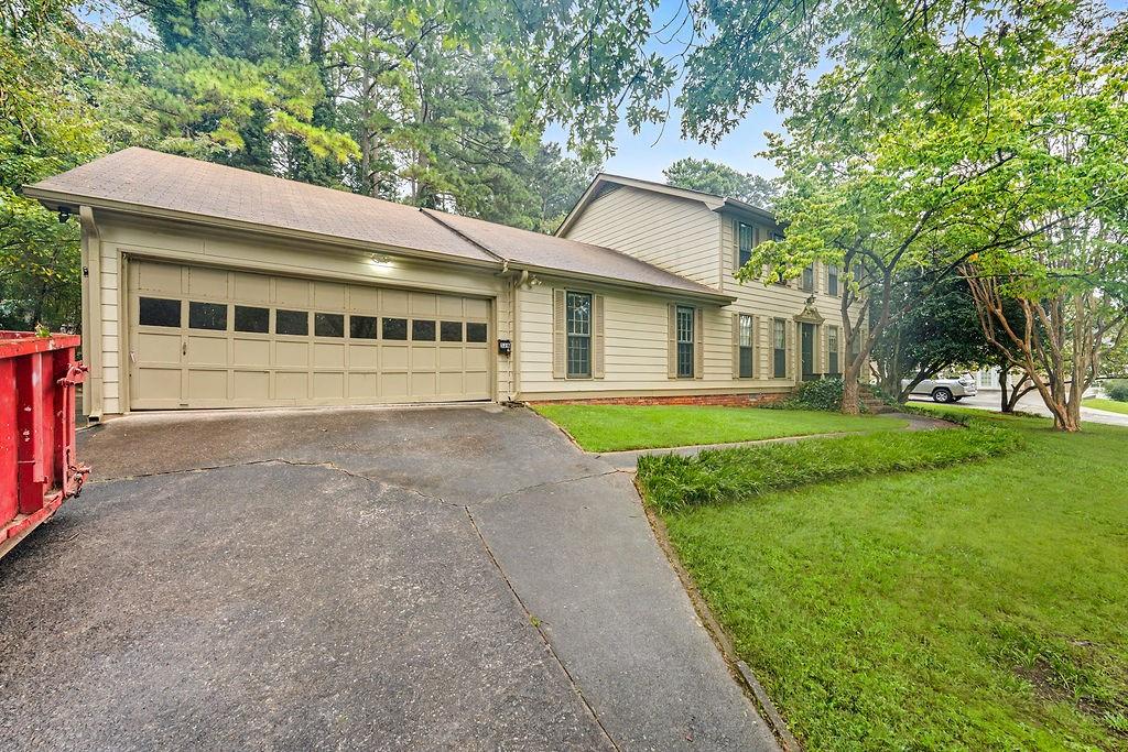 528 Chanterella Road SW