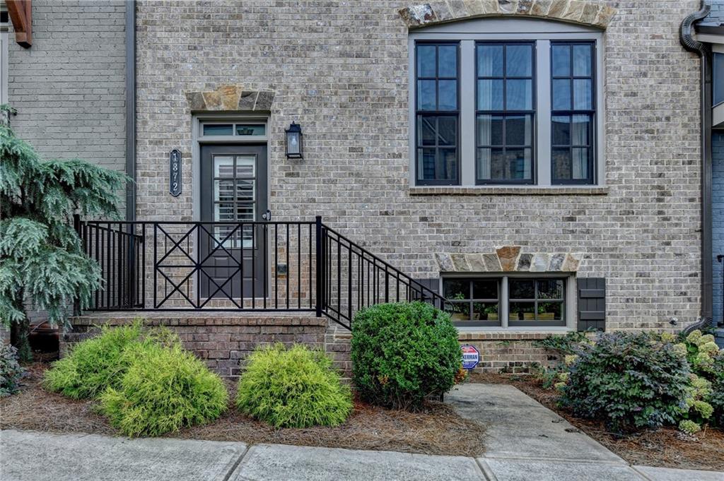 1872 Skyfall Circle NE