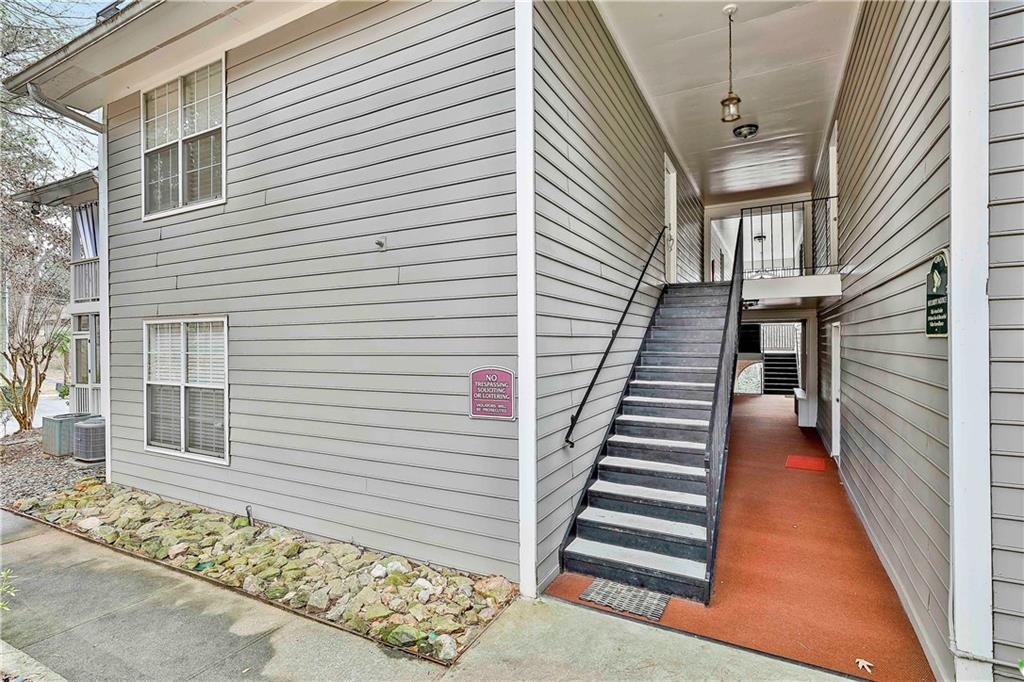 1029 N Jamestown Road