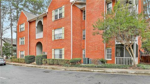 Photo of 1029 N Jamestown Road, Decatur, GA 30033 (MLS # 7704748)