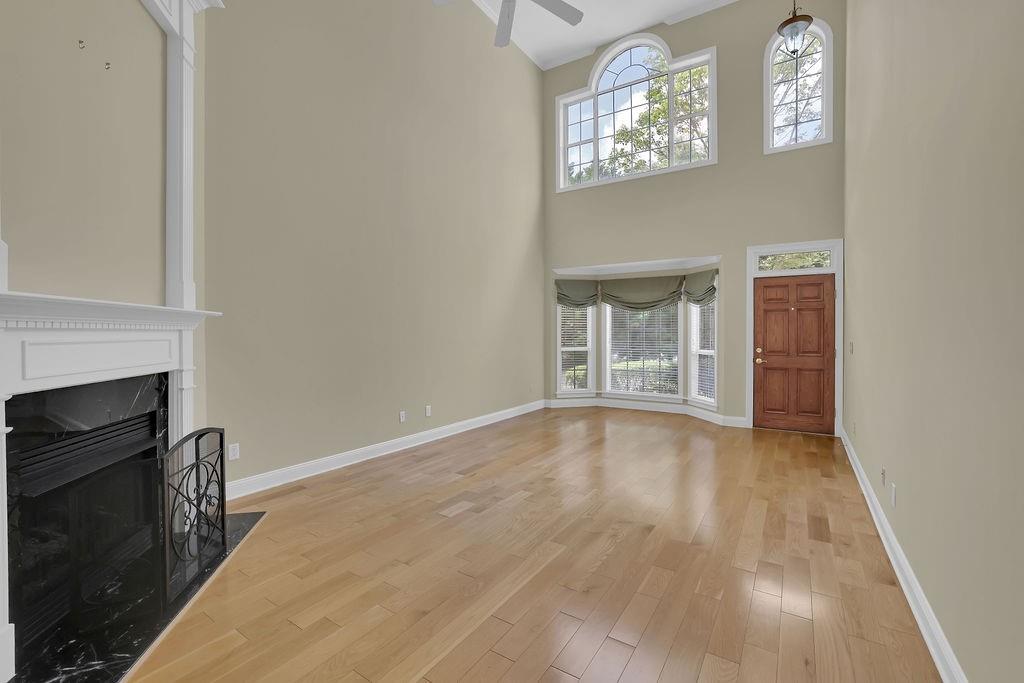 3003 Sterling Court