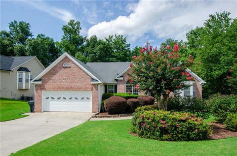 Homes For Sale - 2387 Ashbury Court<br/> Buford, GA 30519