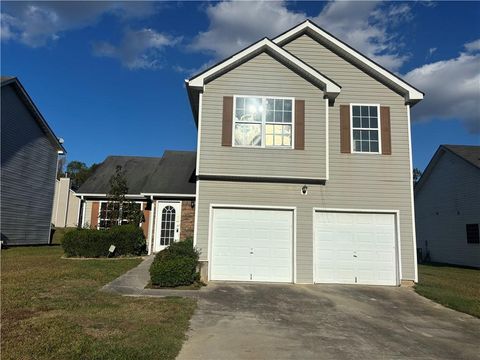 A home in Fairburn