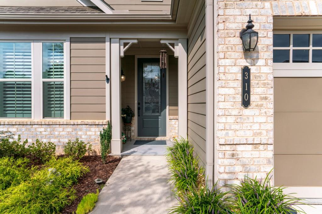 310 Chatuge Drive, Hoschton, Georgia image 4