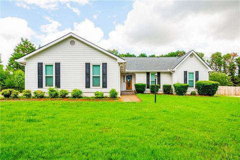 Homes For Sale - 11058 Hunters Lane<br/> Clayton County, Hampton, GA 30228