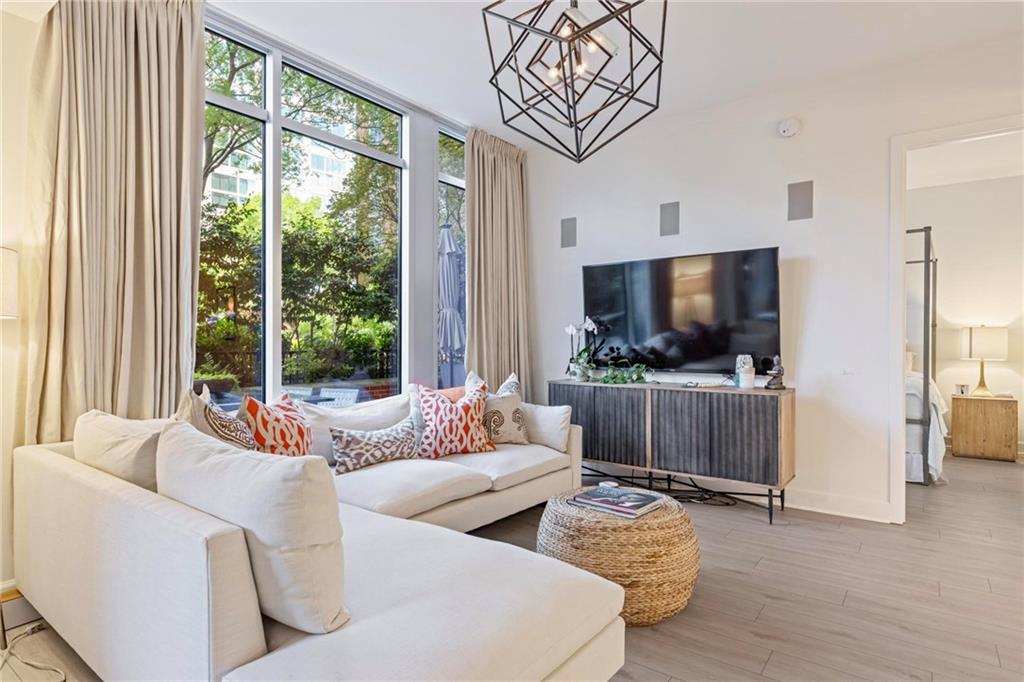 1820 Peachtree Street 311