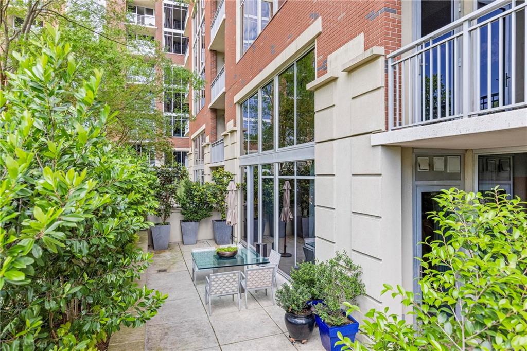 1820 Peachtree Street 311