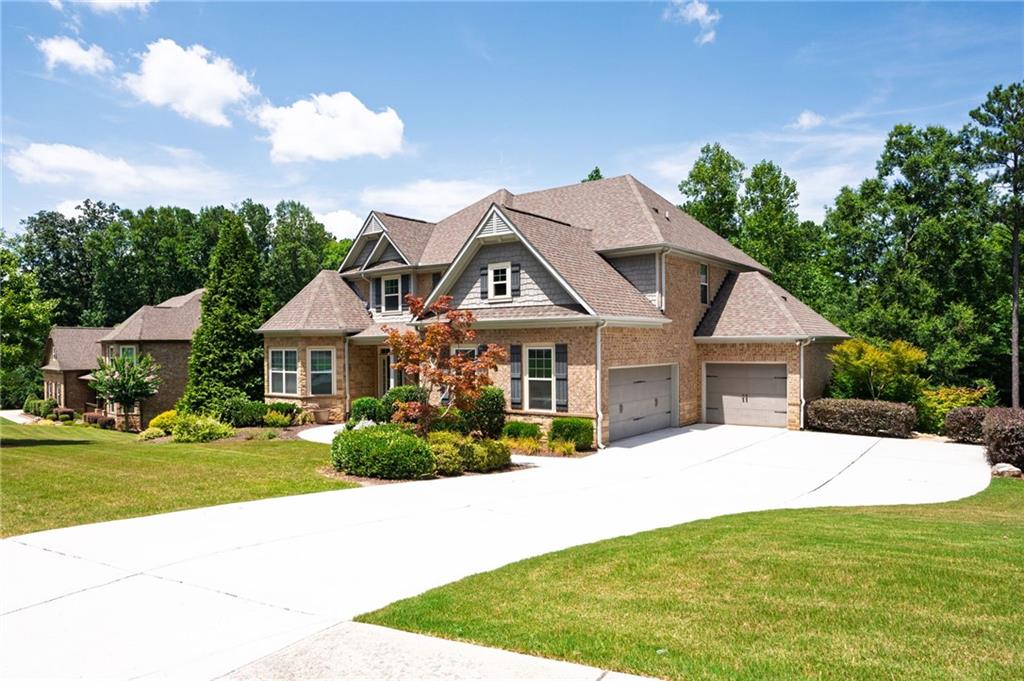 4456 Sterling Pointe Drive NW