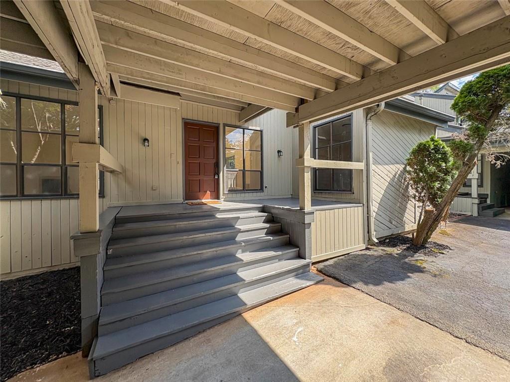 4964 N Ellipse Drive
