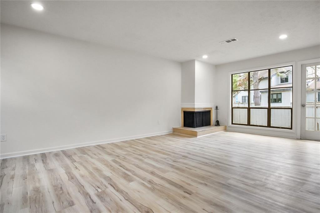 4964 N Ellipse Drive