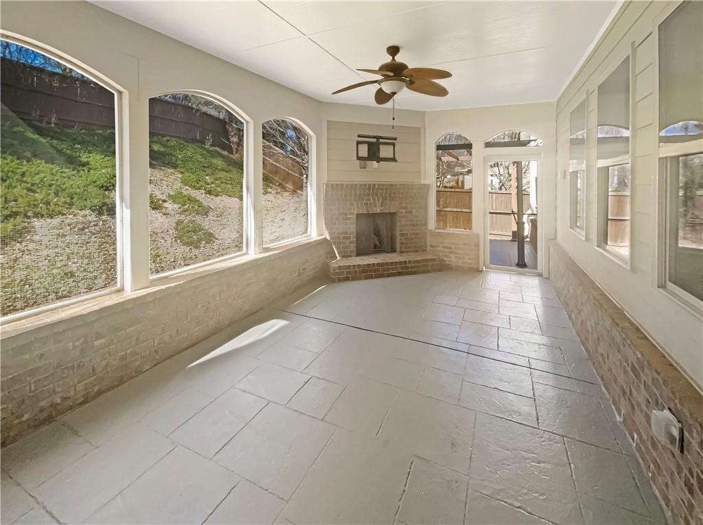 Tanglewood Crest - Residential