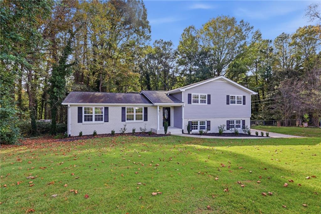 3187 Kennesaw View Drive SW