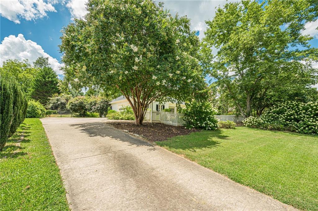 7820 Silversmith Drive