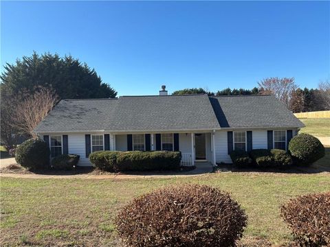 Homes For Sale - 5968 River Road<br/> Flowery Branch, GA 30542