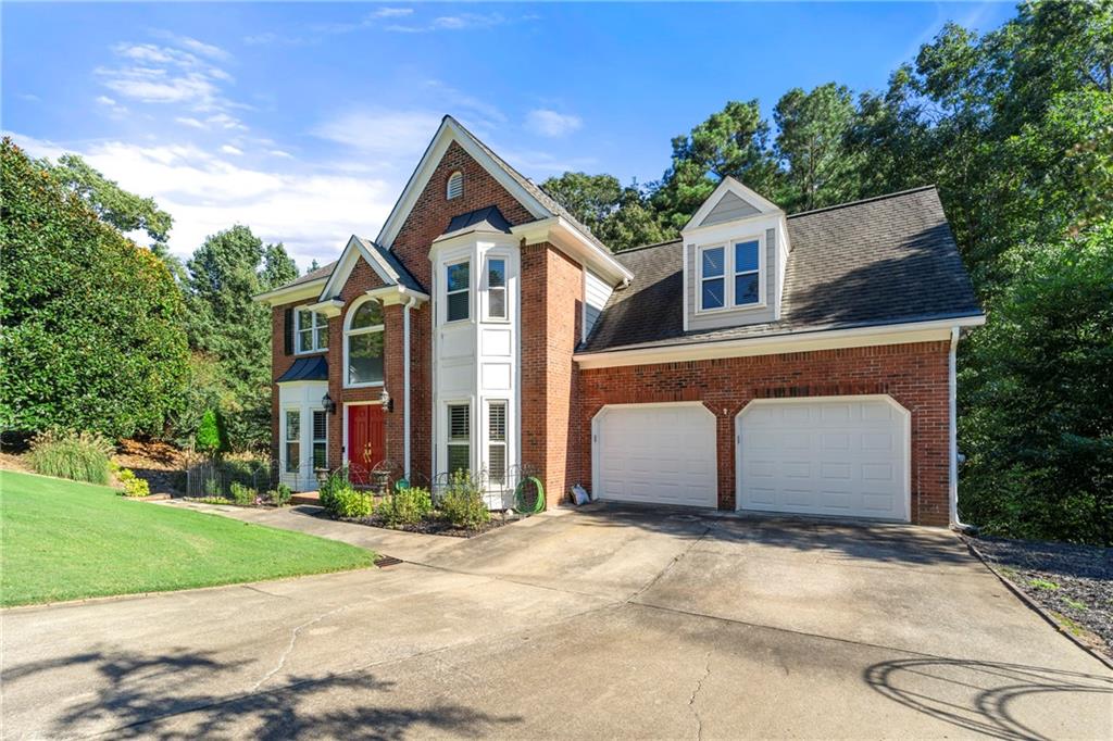 703 Overlook Point