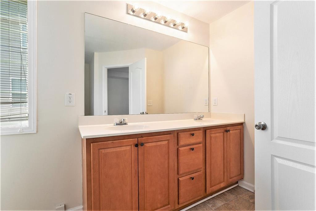 1013 Bluecoat Circle, Hampton, Georgia image 14