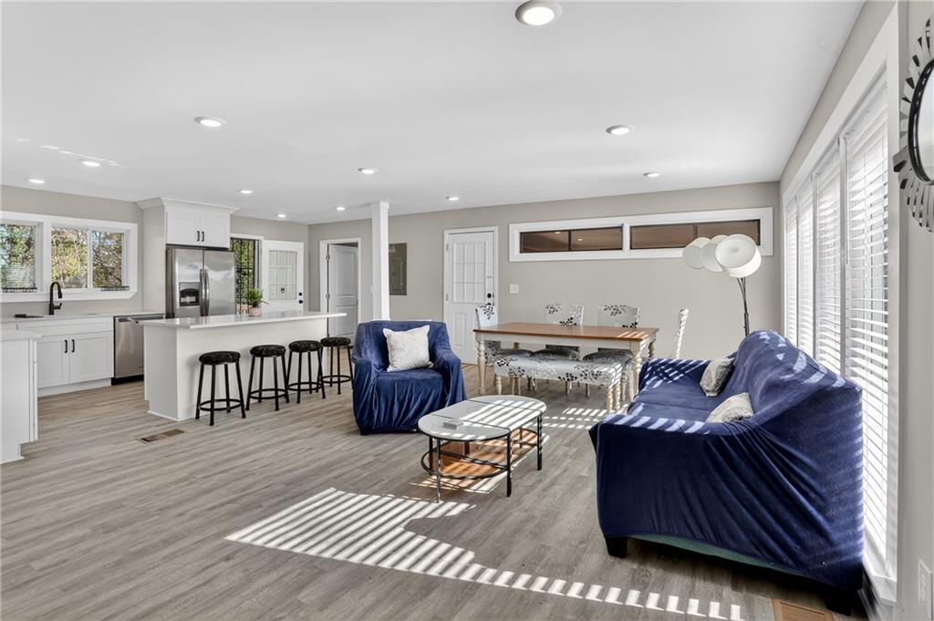 2535 Lakewood Avenue SW