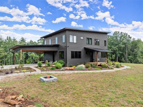 Homes For Sale - 147 Jess Hunt Road<br/> White County, Cleveland, GA 30528