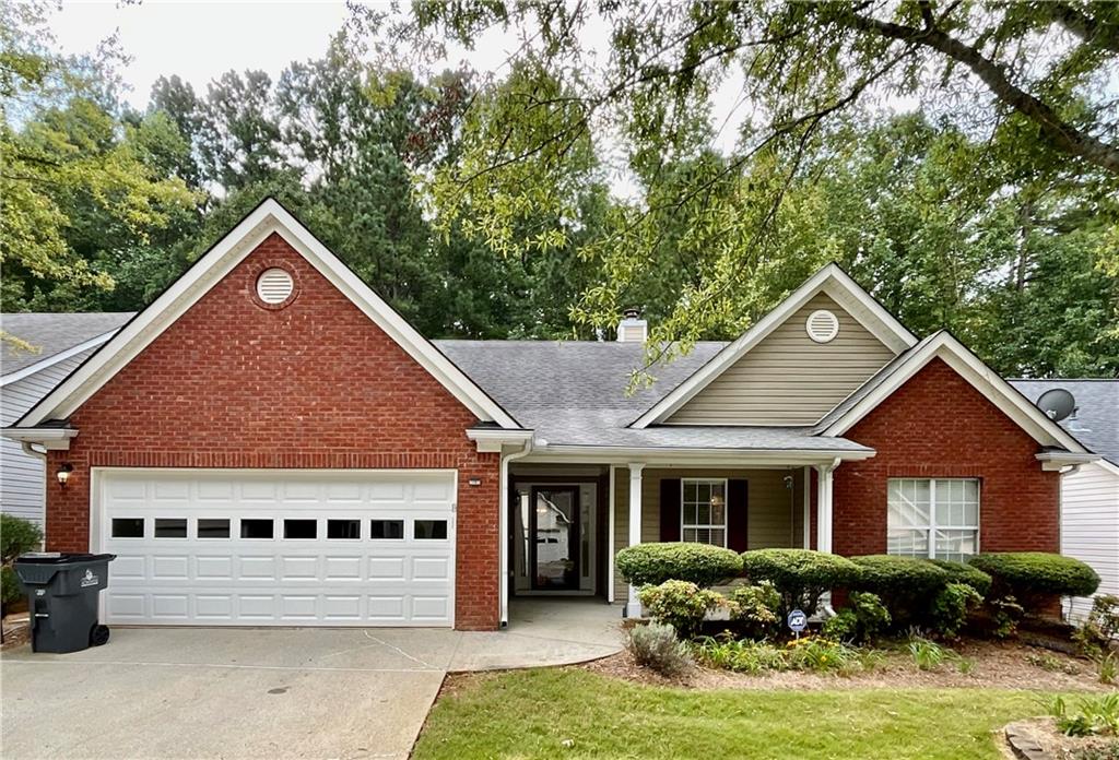 Welcome to this recently updated stepless Ranch in Liberty Commons! Large family room with fireplace gas logs, Open concept dining area off kitchen with granite counters & LVT flooring. Private fenced backyard. Front lawn is maintained by the HOA & is a Swim tennis community. Located in the Kennesaw Elementary, Awtrey Middle, and North Cobb High districts. Close to shopping, parks, restaurants, Acworth & Kennesaw Squares. Come check out this Smoke-free home!