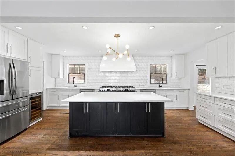 Atlanta, Georgia 30329, United States, 4 Bedrooms Bedrooms, ,3 BathroomsBathrooms,Residential,Active,168776