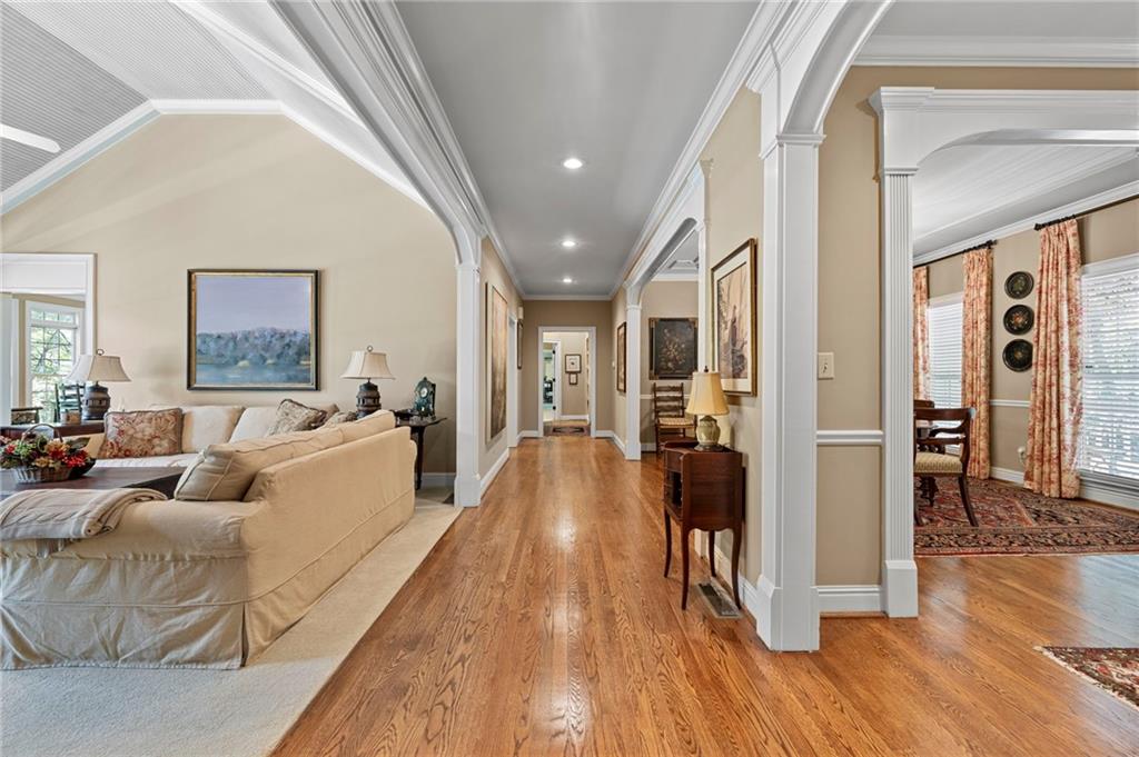 87 Pine Knoll