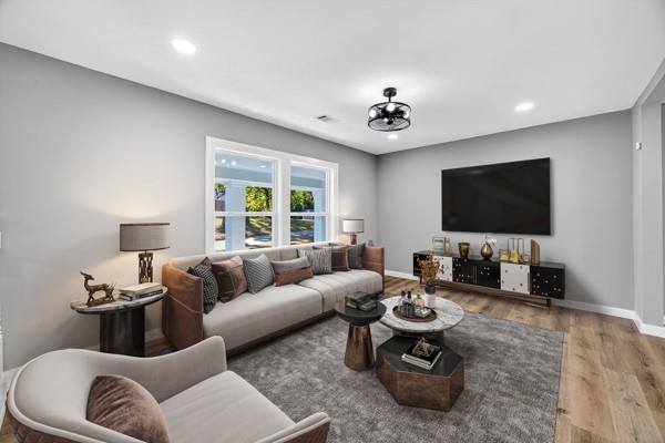 1864 Glen Echo Drive