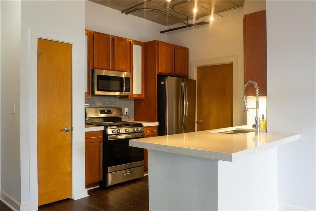 395 Central Park Place NE 230