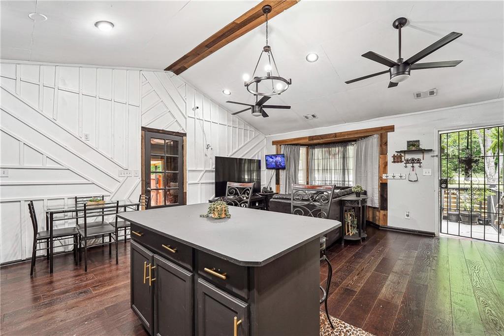 1490 Ashbrook Drive, Lawrenceville, Georgia image 9