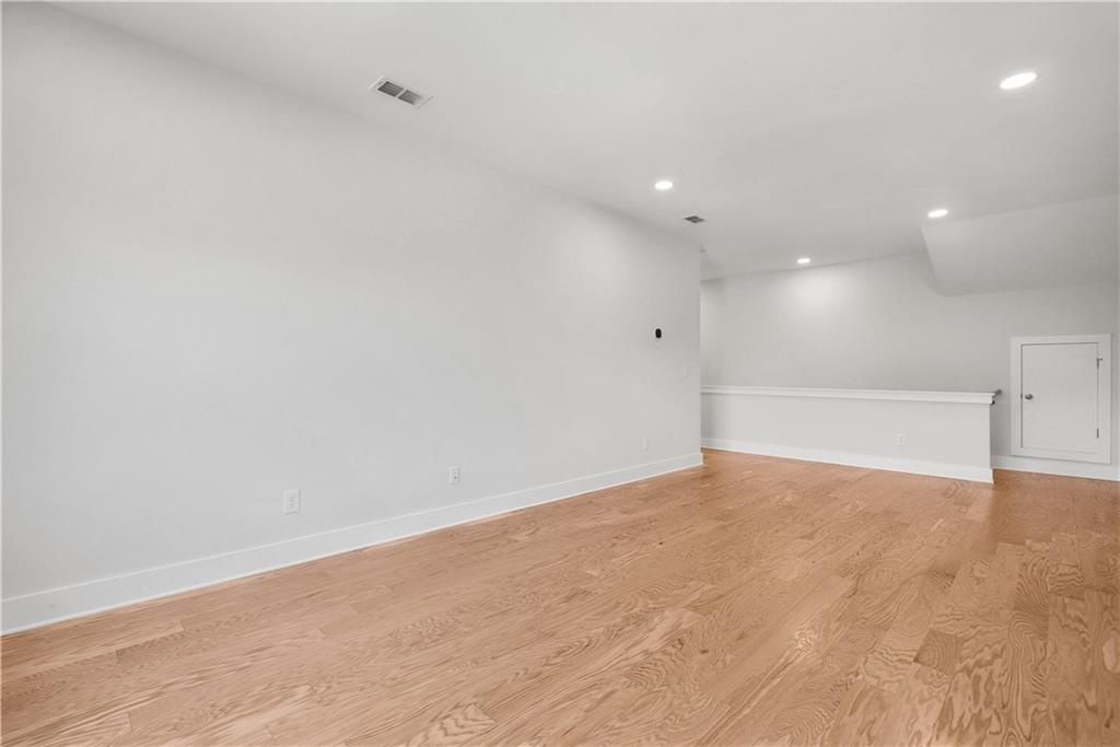 East Cobb Walk - Residential