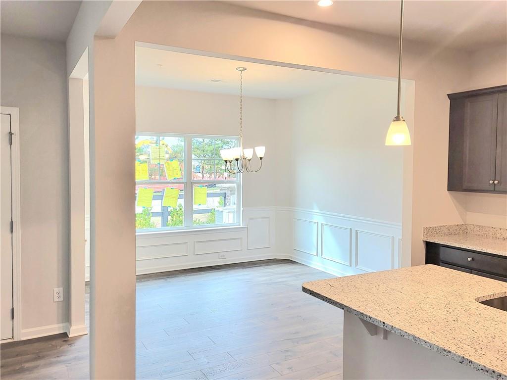 4849 Walkers Green