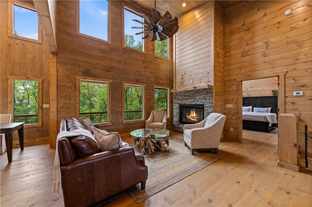 288 Windy Valley
