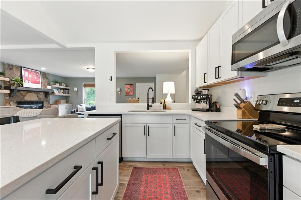 4829 Caboose Lane NW