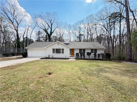 Homes For Sale - 174 Lovelace Lane<br/> Ball Ground, GA 30107