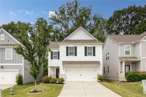 Homes For Sale - 6007 Hoot Owl Lane<br/> Flowery Branch, GA 30542