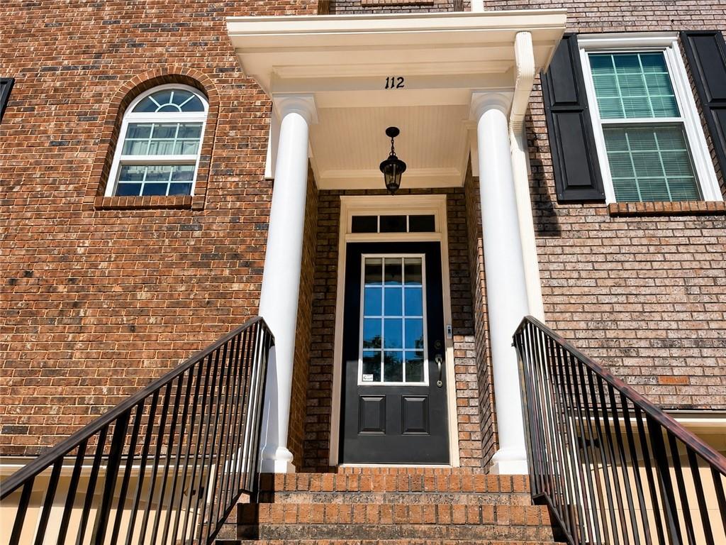 112 Village Lane
