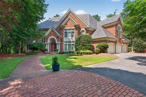 Homes For Sale - 4969 Northside Drive<br/> Sandy Springs, GA 30327